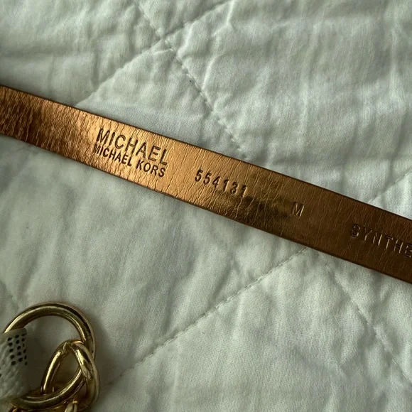 Michael Kors Cream and Brown Belt Bag with Gold Chain - Picture 5 of 10